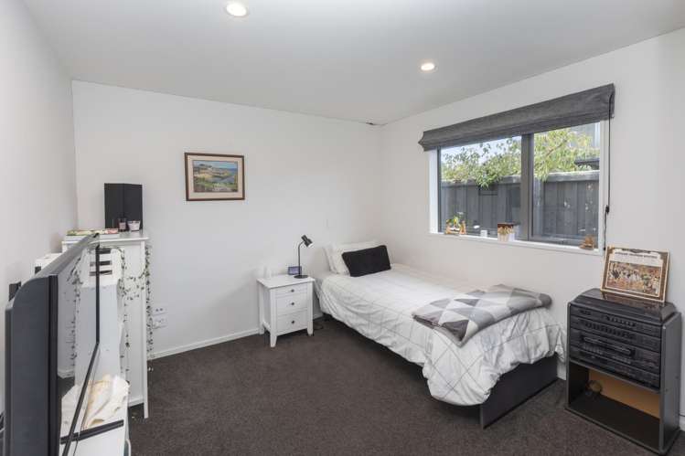 8 Carnaveron Drive Lincoln_14