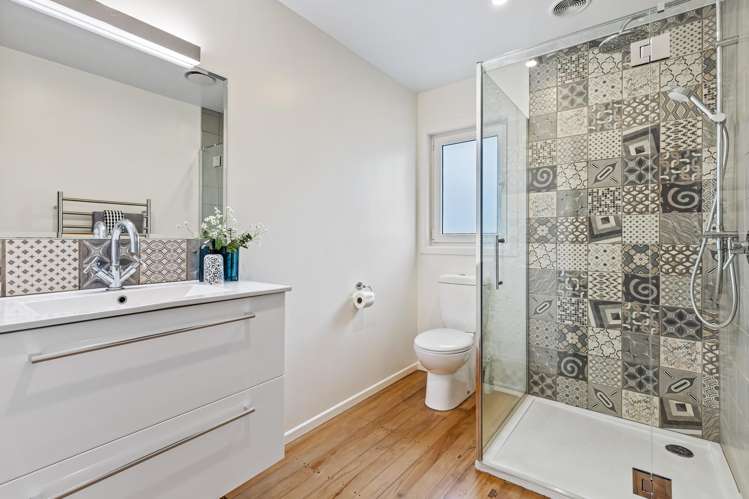 34 Neil Avenue Te Atatu Peninsula_18