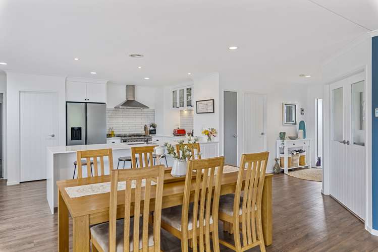 39 Kotuku Drive Paraparaumu Beach_9