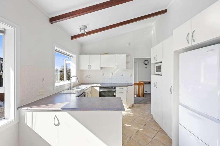 43 Beechdale Crescent Pakuranga Heights_13