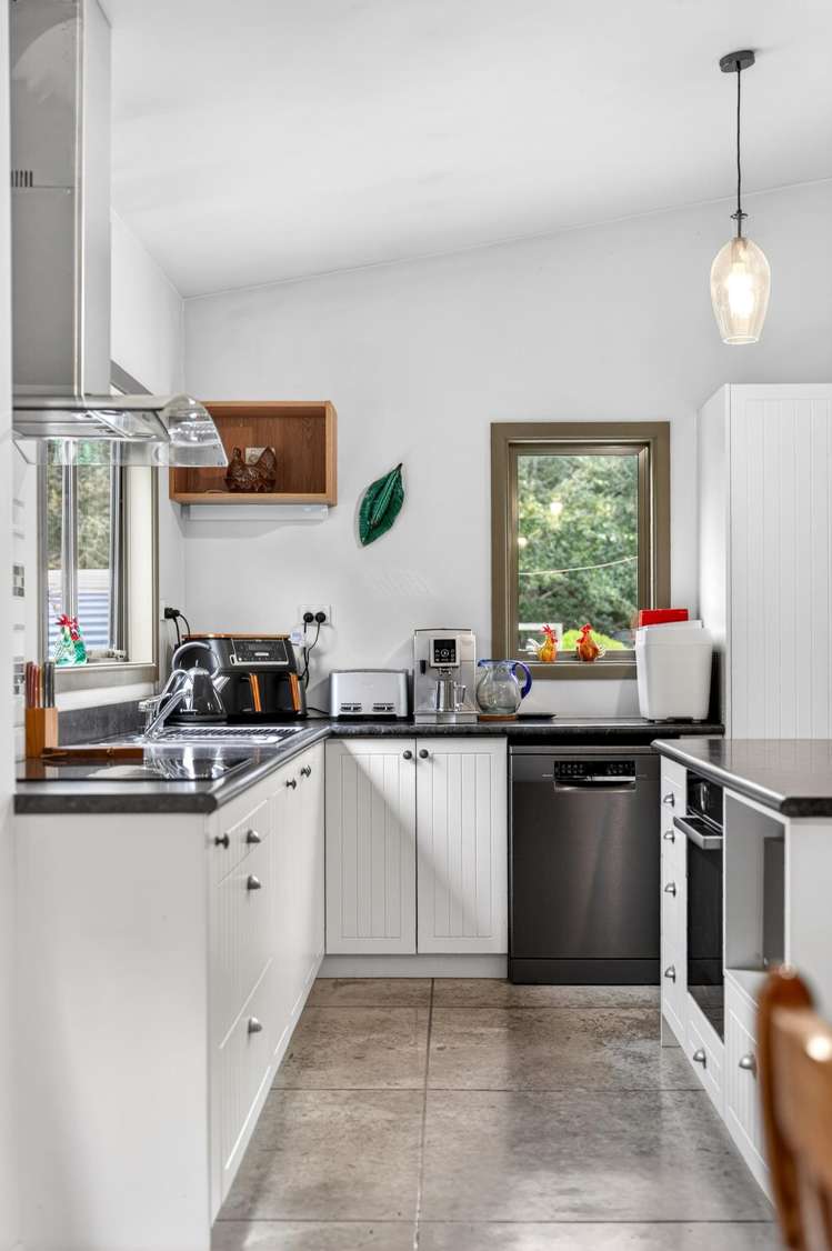 142 Norfolk Road Carterton_31