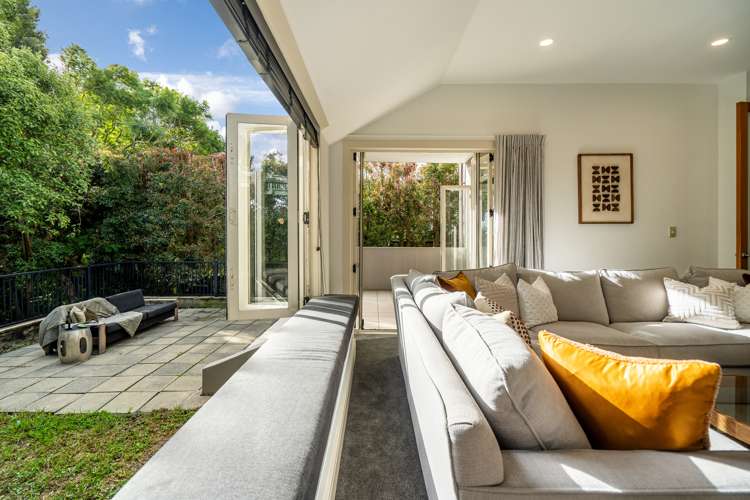 49 Glen Atkinson Street Saint Heliers_11