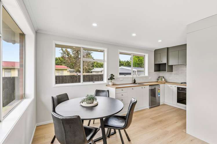 53 Oakfield Crescent Pukete_3