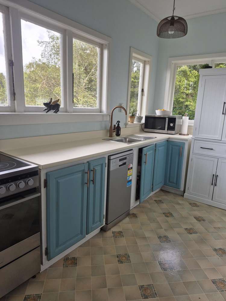 26 Puriri Glade Maungaturoto_11