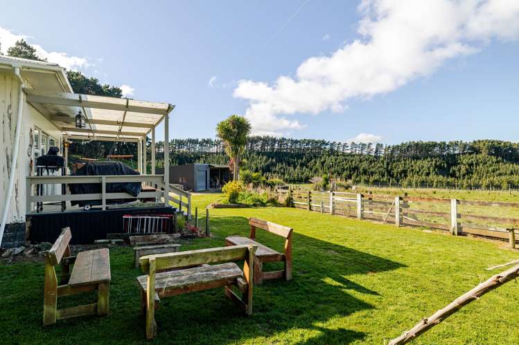 803 Range Road Pongaroa_13