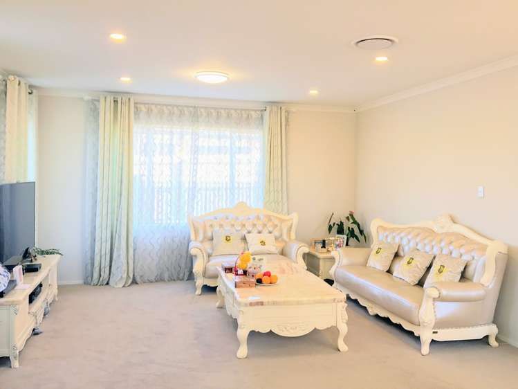 116c Royal Road Massey_1