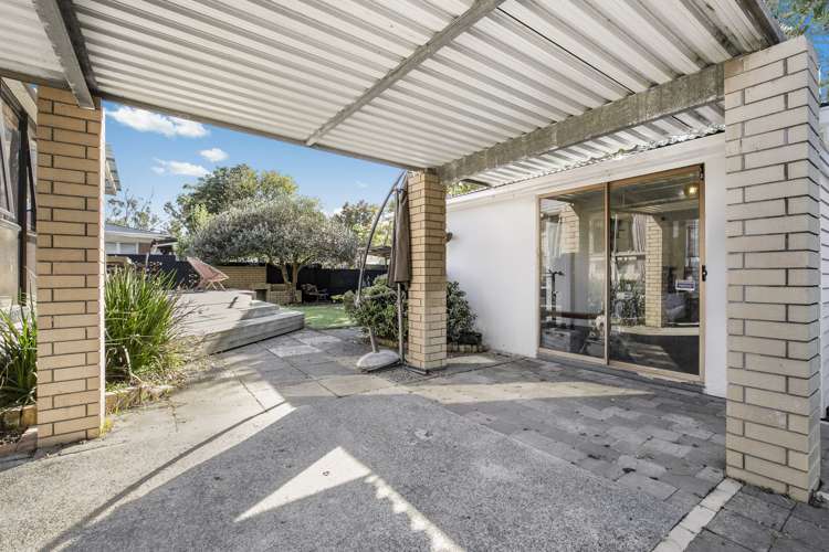 65 Hallberry Road Mangere East_11