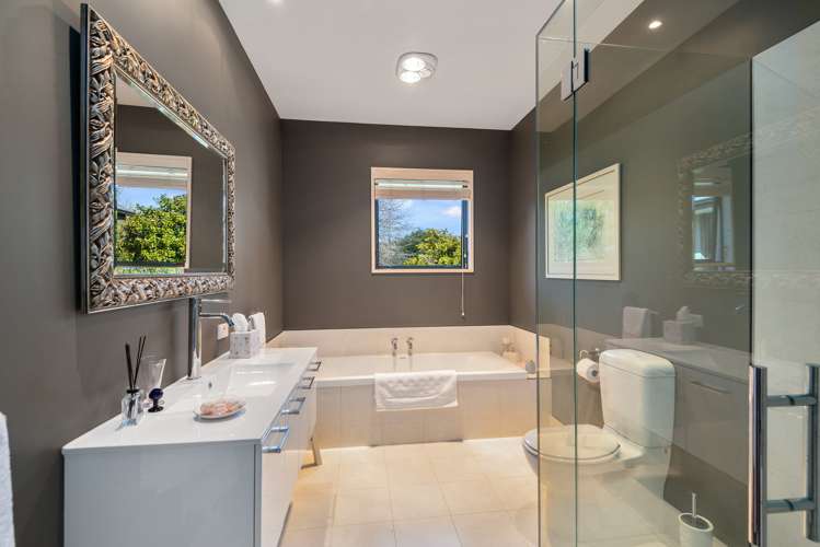 62 Davis Road Lincoln_12