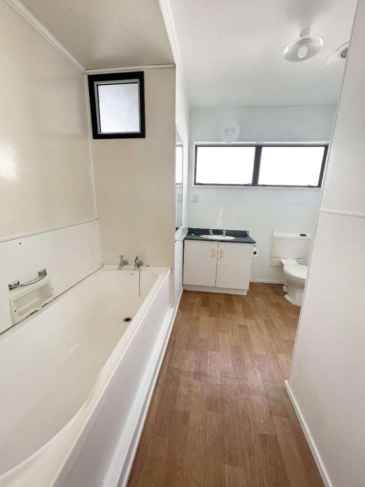 32B Albert Street 10754_4