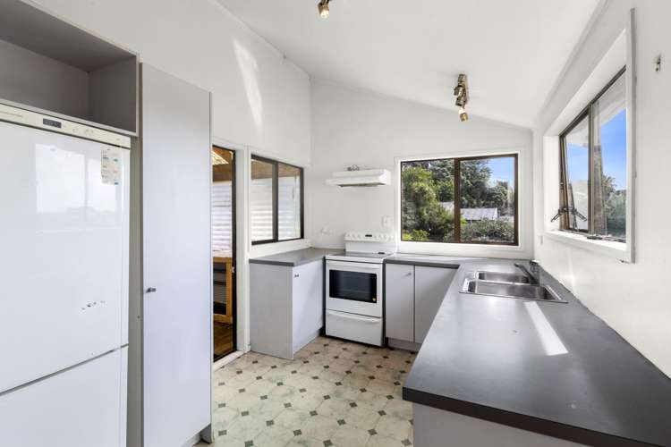 81 College Road Northcote_7