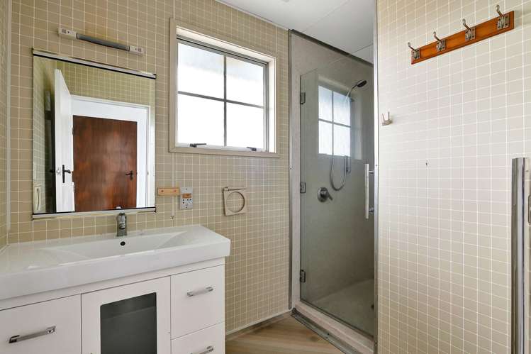 7 Rennell Street Frankleigh Park_29