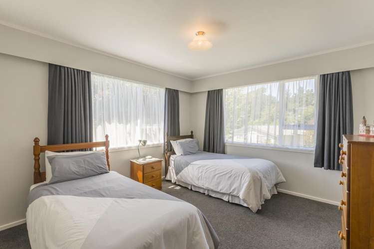 4 Sunrise Boulevard Tawa_12