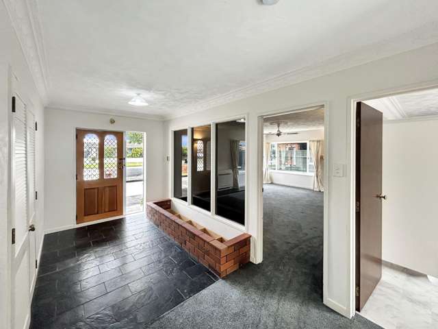 117 Amberley Avenue 10930_1