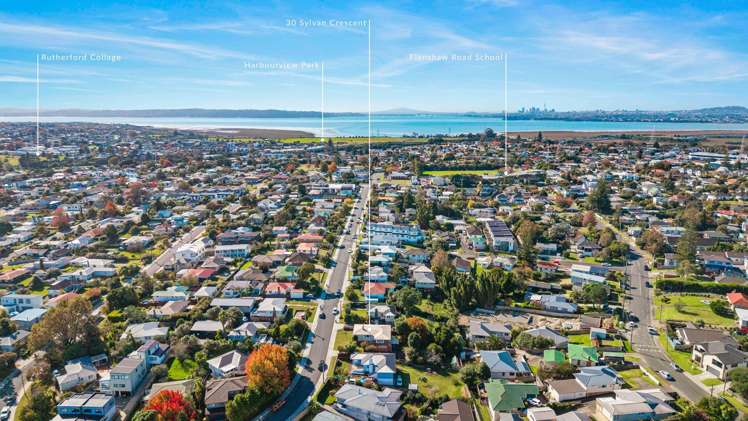 30 Sylvan Crescent Te Atatu South_33
