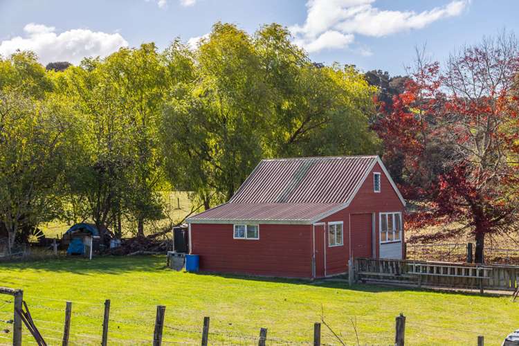 205 Caveland Road Te Whiti_15