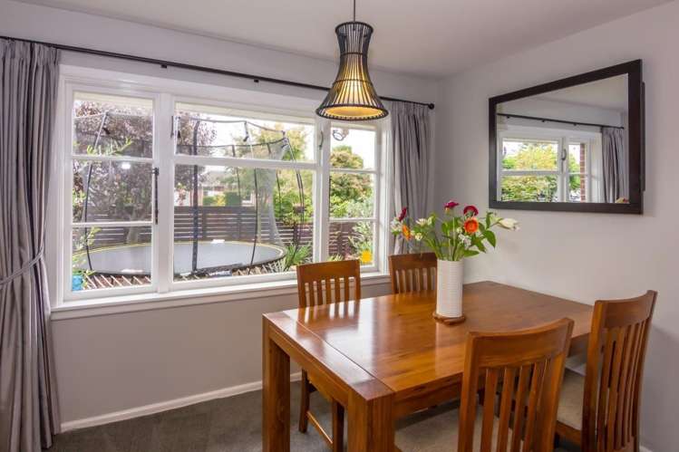 2 Springbank Street Bryndwr_7