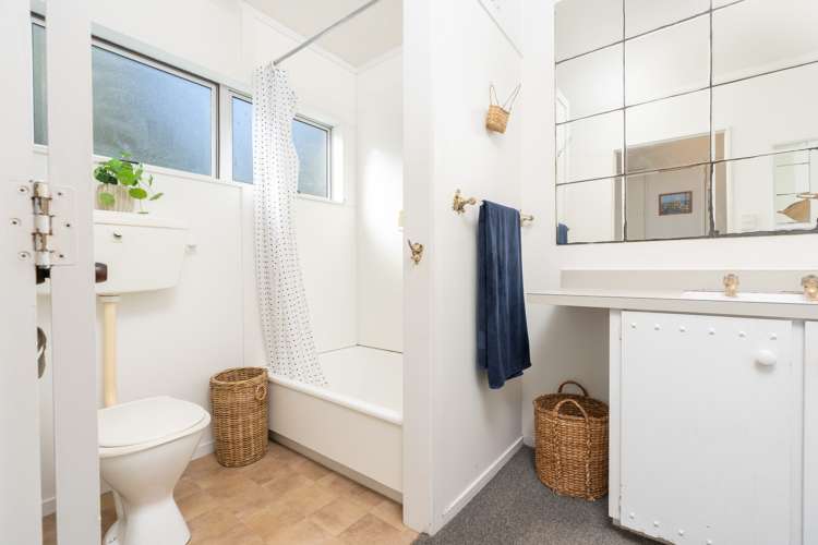 17 Earls Place Onerahi_10