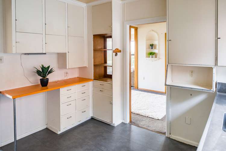 47 Kiriwai Road Paremata_6