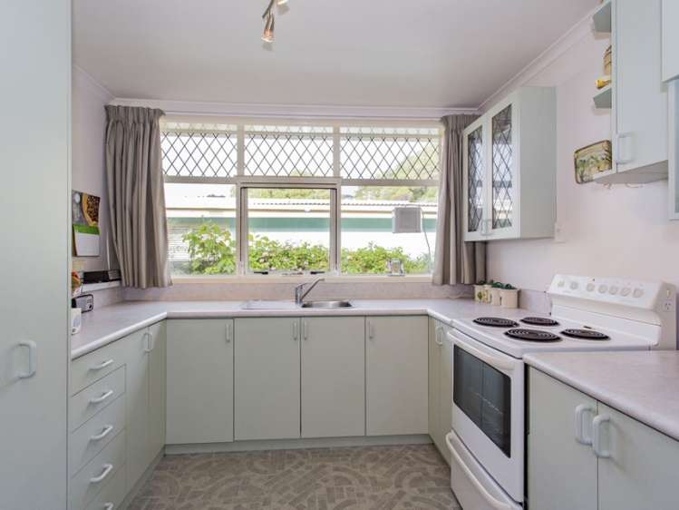 6 Cathedral Road Gore Bay_8