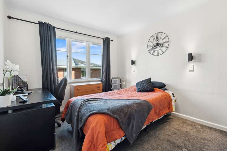 131 White Swan Road Mt Roskill_20