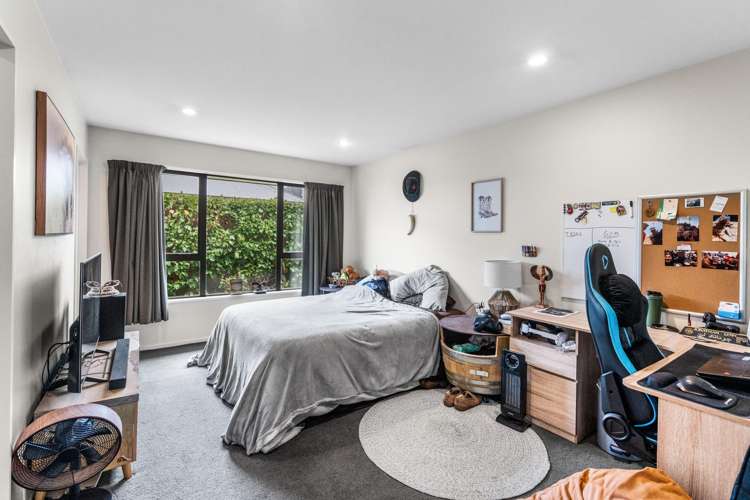 38 Little Oaks Drive Yaldhurst_13