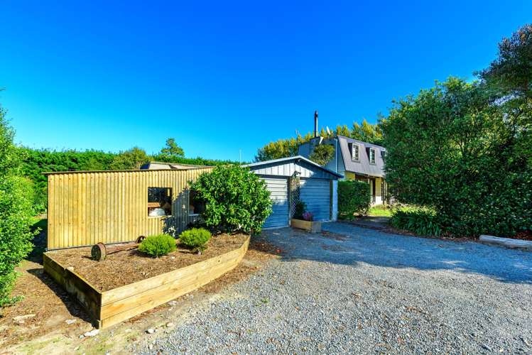 864 Sandy Knolls Road West Melton_36
