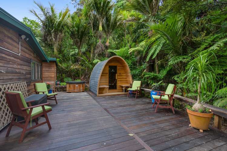 111 Wood Bay Road Titirangi_11