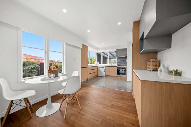 19 Edgerton Road Te Atatu Peninsula_10