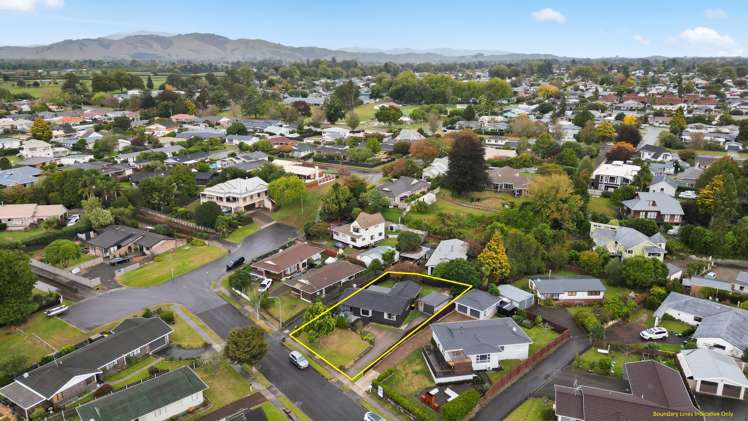 39 Sheridan Crescent Cambridge_21