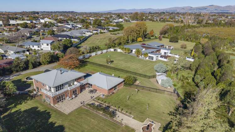 25A Greenhaven Drive Burwood_26