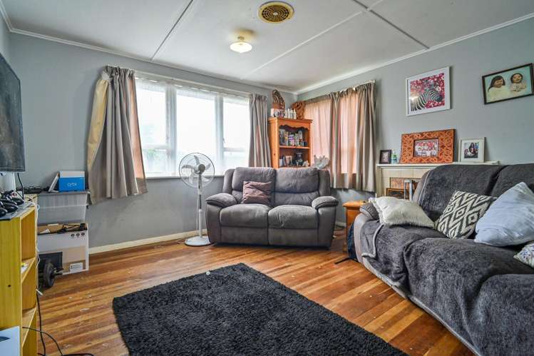 301 Ruru Place Camberley_4