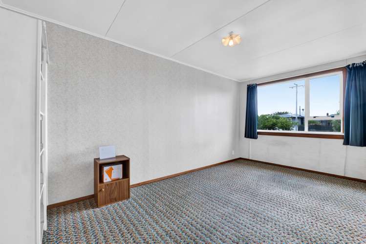 9 Bone Crescent Hawera_11