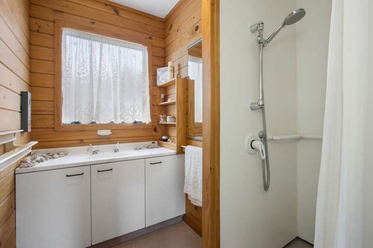 122 Consols Street Waihi_12