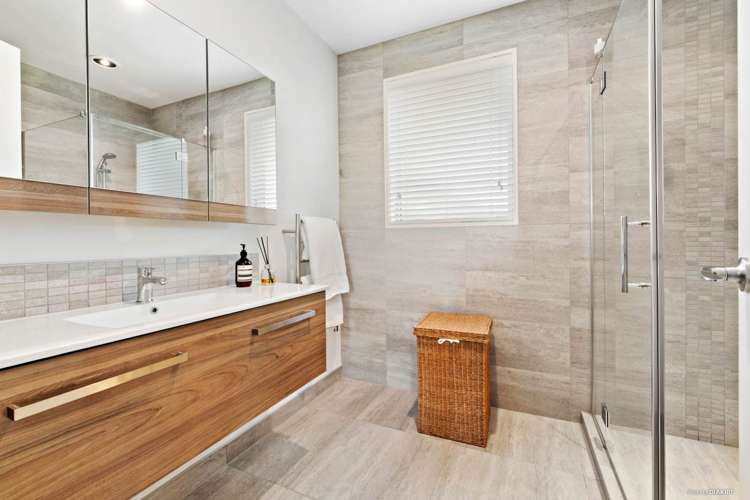 14 Defender Crescent Beachlands_11