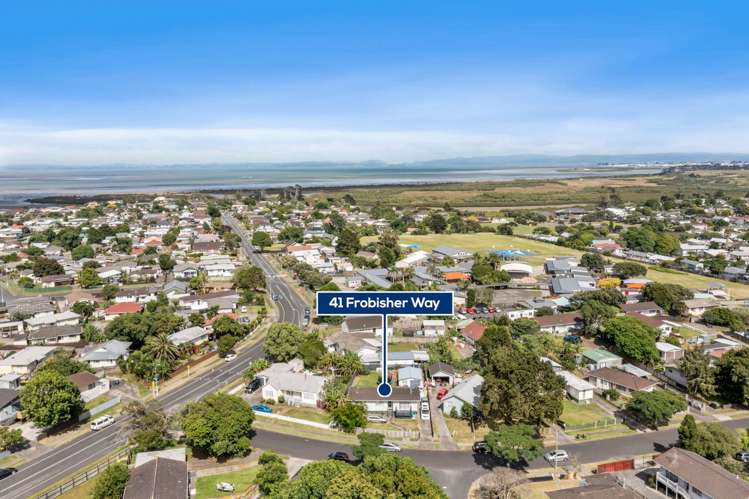 41 Frobisher Way Clendon Park_10