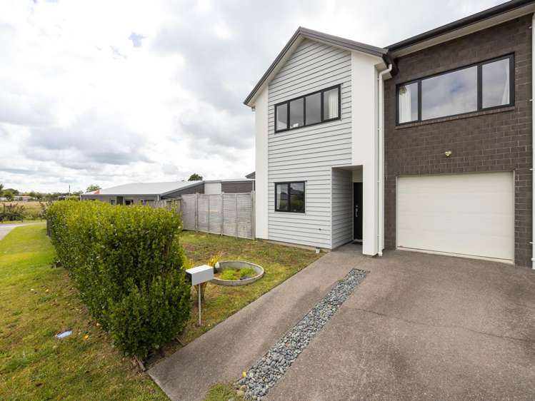 2/22 Iwi Road Baverstock_0