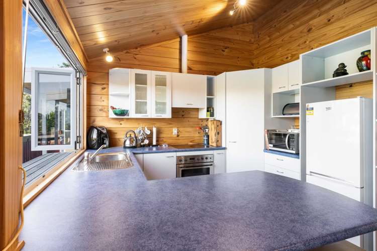 18 Hinemoa Terrace Tairua_12