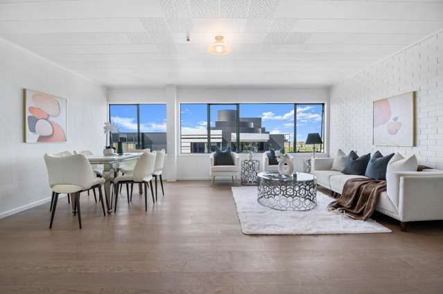 Penthouse Apart - Grammar Zone - Eden Park Lovers