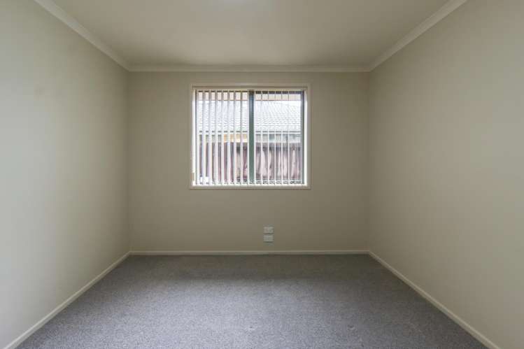 16 Earlswood Avenue Hamilton East_10