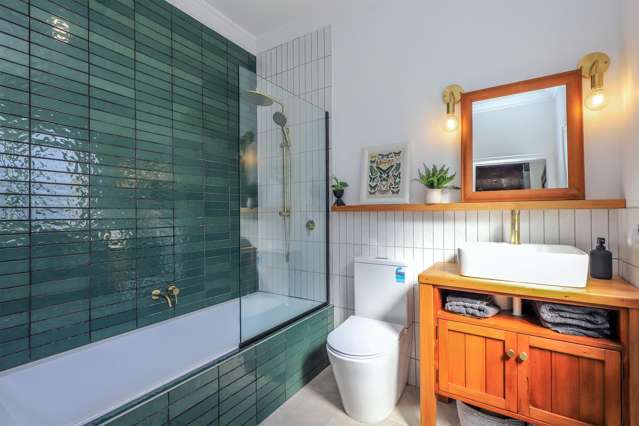 125 Riverbend Road Onekawa_3