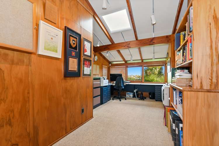 1040 River Road Queenwood_10