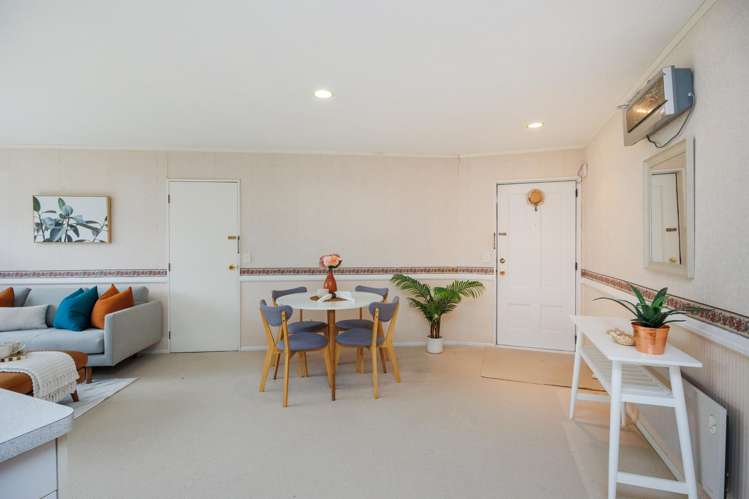 42A Pinedale Parade Milson_15