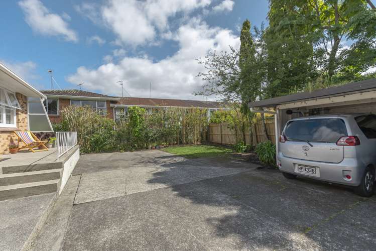 4/2a Peary Road Mount Eden_15