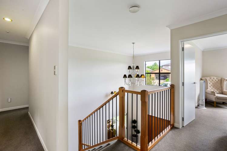 29 Dressage Lane Greenhithe_20