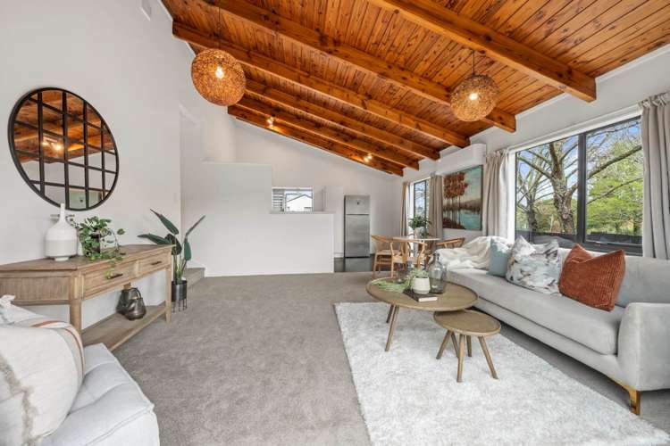 1/123 Athena Drive Totara Vale_5