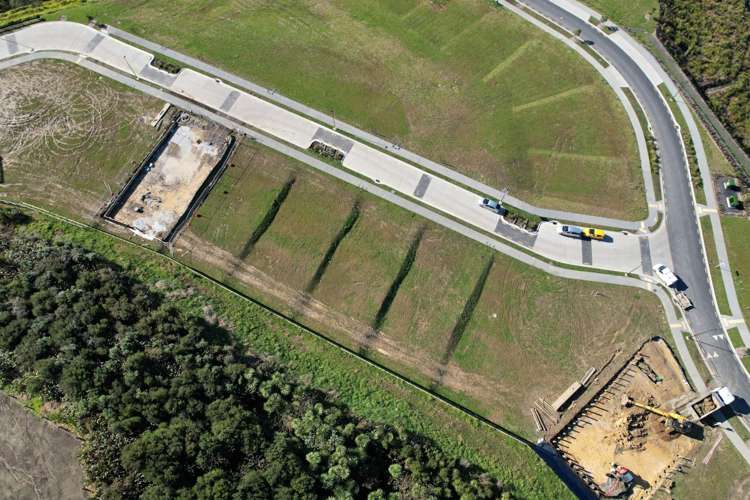 4 & 12 Humenga Place Long Bay_7