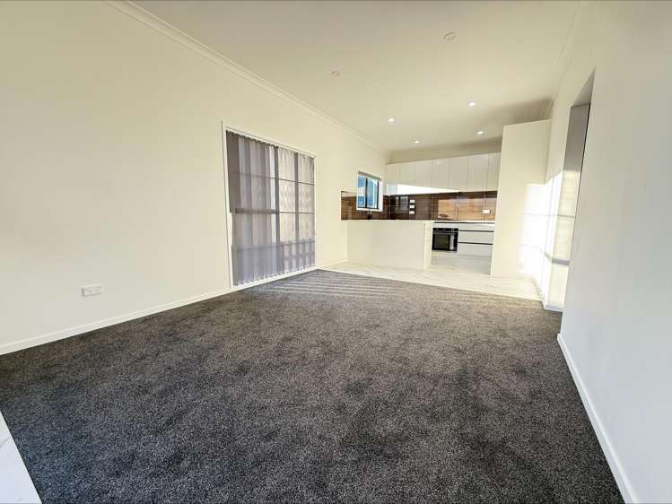24 Hunua Road Papakura_15