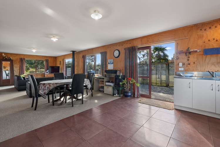 249 Plummers Point Road Whakamarama_8