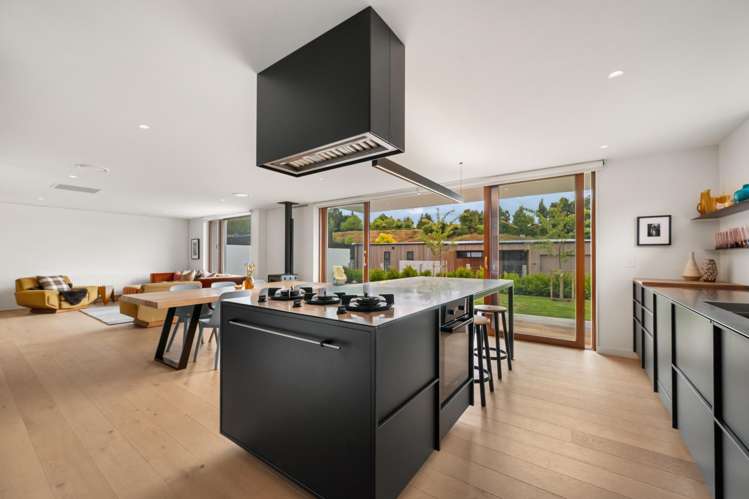 6 Fern Burn Close Wanaka_15