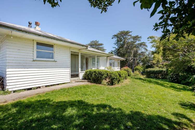 61 Church Road Dannevirke_11